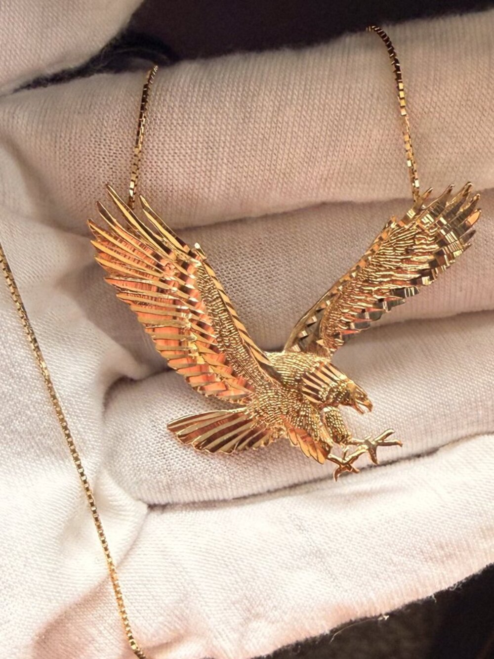 14K Yellow Gold Eagle Pendant with Yellow Gold 0.8mm Box Chain - 24 inch
